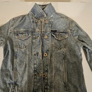 MEDIUM DENIM JACKET BY GUESS